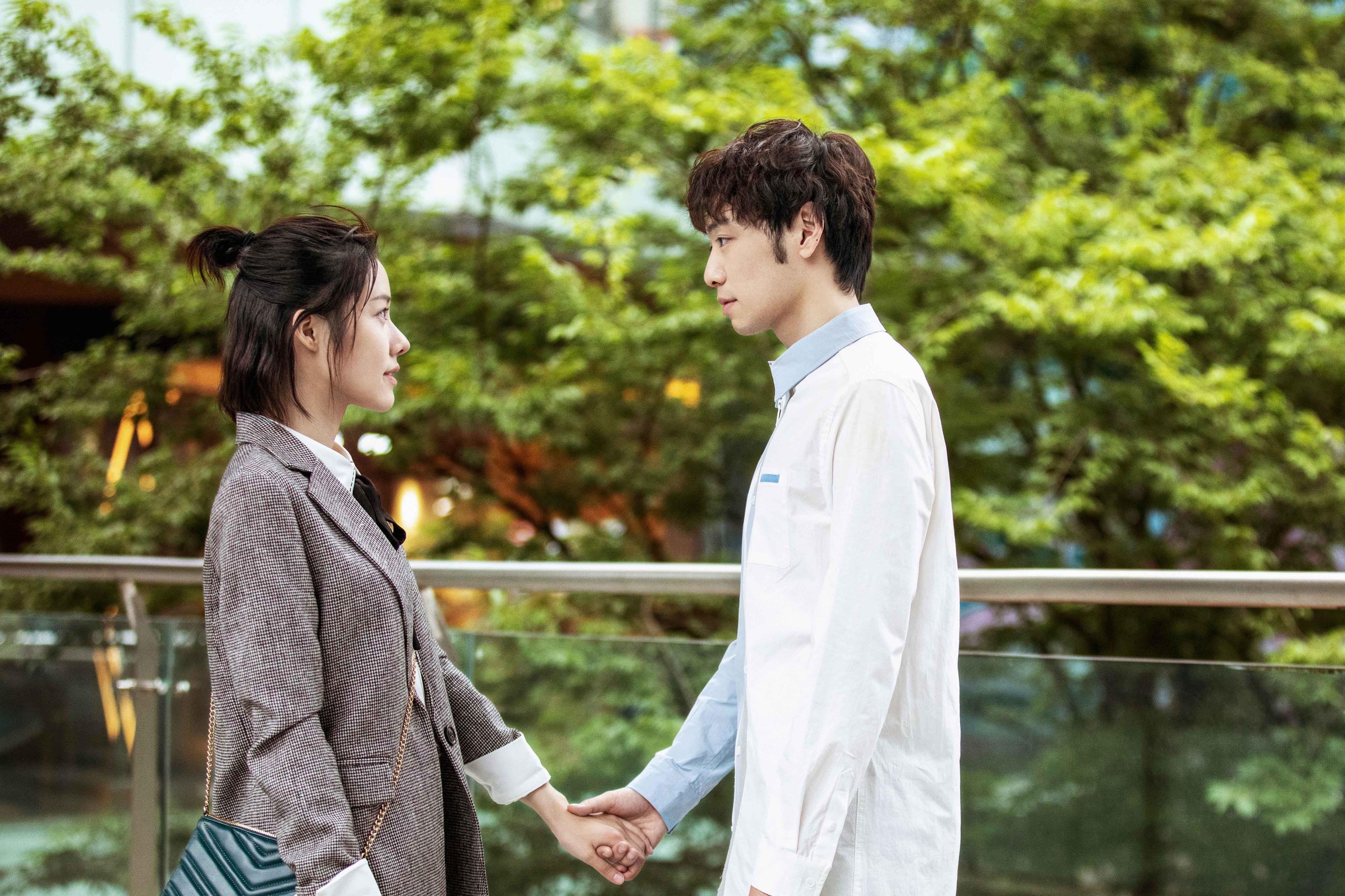 终极大考，在拜仁红黑主场，荷兰人赖斯攻防两端统治90分钟