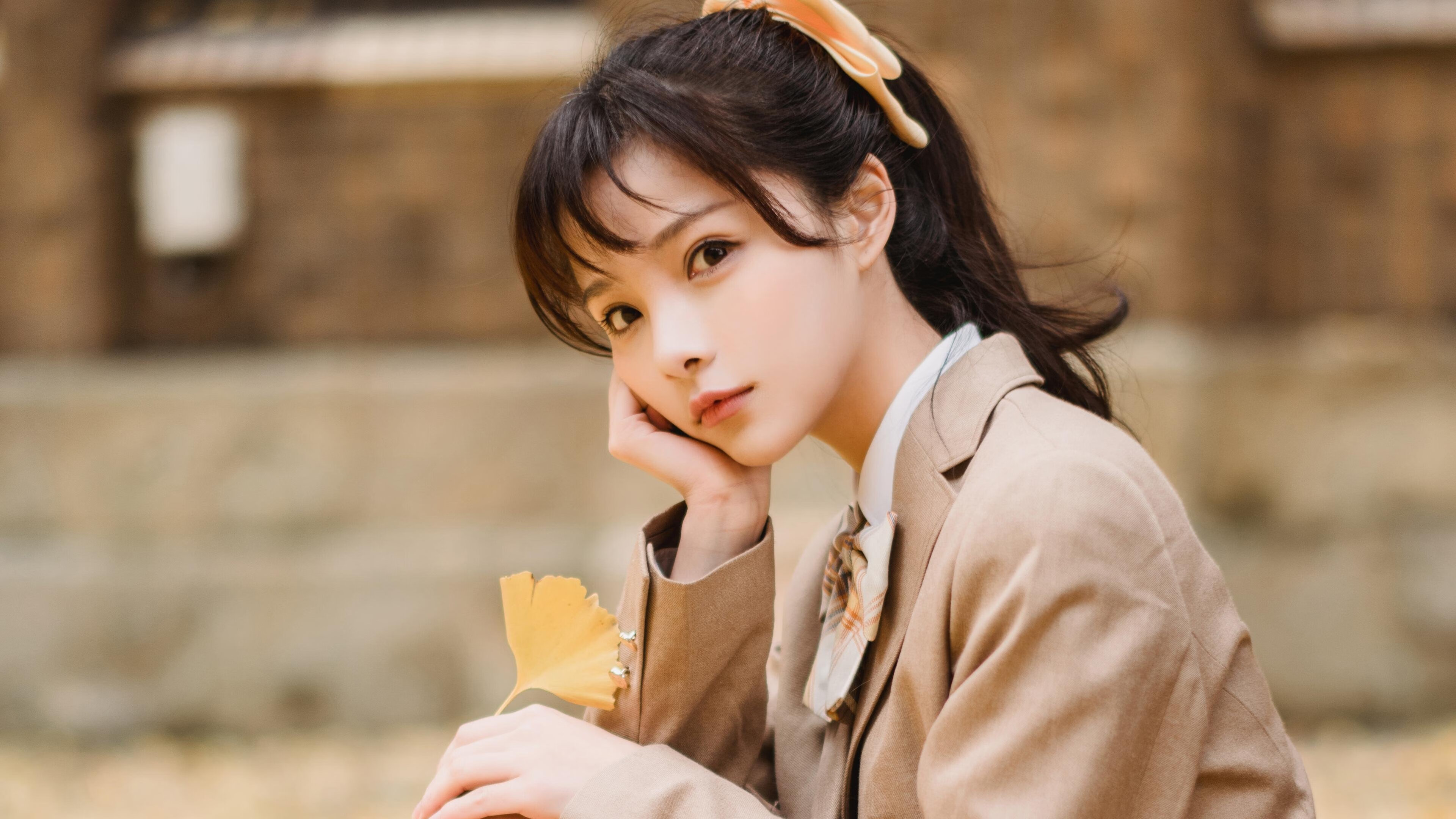 阴影中改写剧本，当坎特的沉默震碎酋长球场的喧嚣