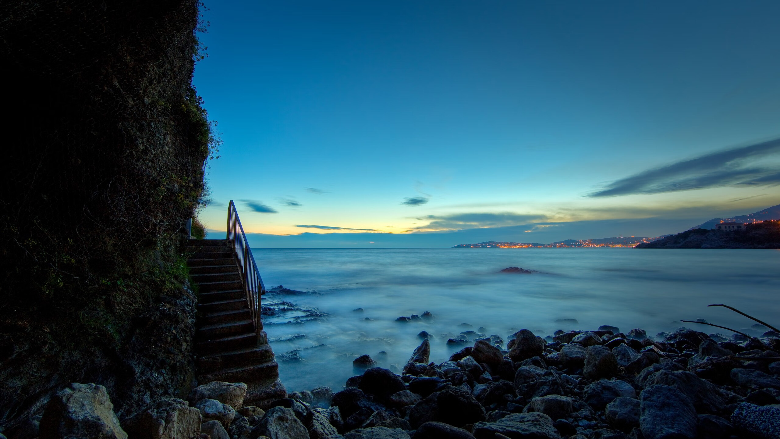双重王冠，足球德比与篮球节奏的艺术