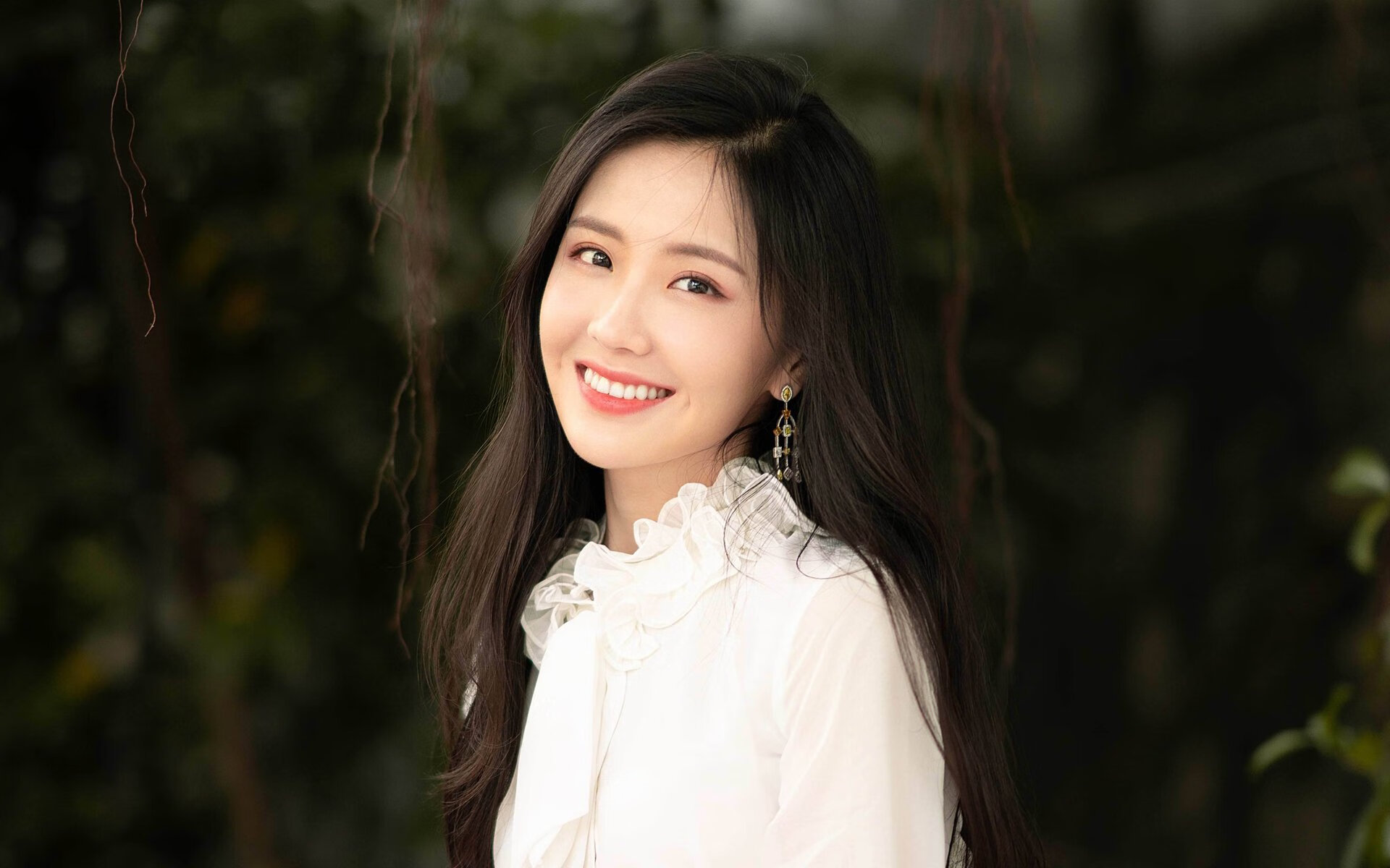 冰与沙的谜题,2026世界杯,芬兰如何用中场极夜吞噬中亚,等待贝林厄姆的破晓一击